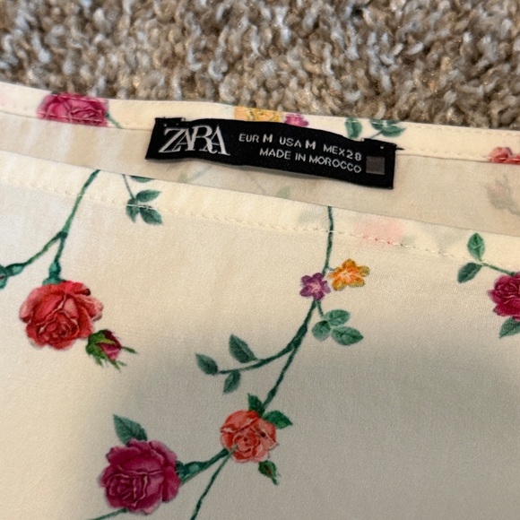 Zara Flutter Top - Picture 3 of 3